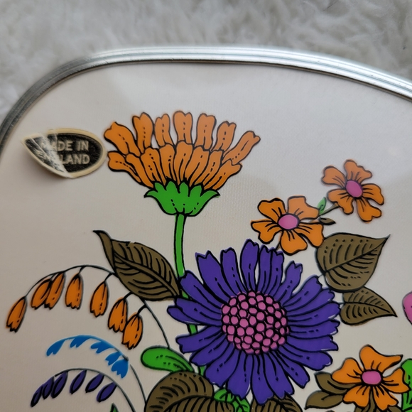 MCM Floral Hand Mirror and Brush Set Made in England - Picture 8 of 11